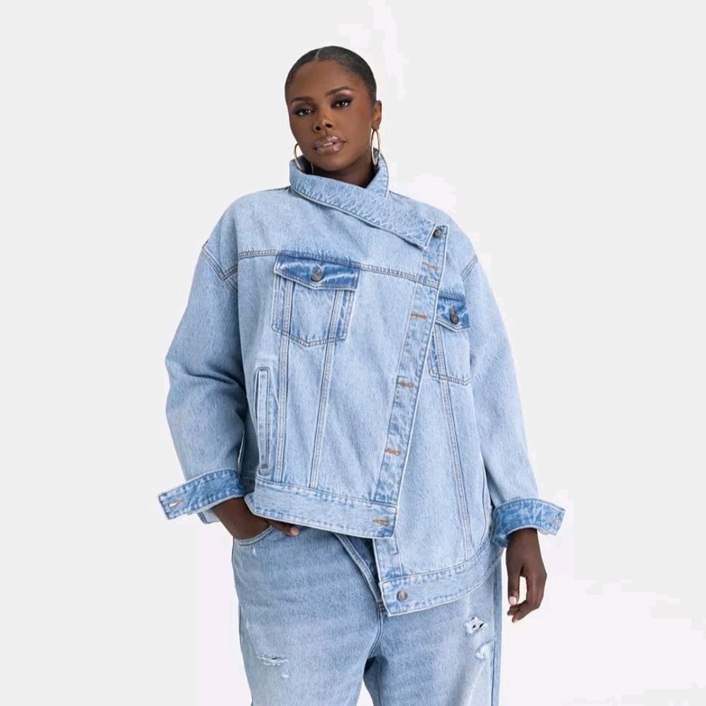 KBB by KAHLANA NWT Light Wash Asymmetrical Front Denim Jacket Size Large